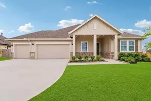 11822 Old Fashion Cir, Mont Belvieu, TX 77535 - Photo 1