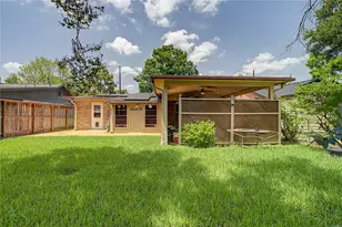 1012 Joyce St, Houston, TX 77009 - Photo 23