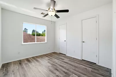 1607 Redbud Grove Court, Conroe, TX 77301 - Photo 9