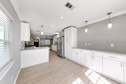 6915 Jalna Street, Houston, TX 77055 - Photo 15