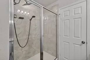 23319 Dovetail Colony Ct, Katy, TX 77493 - Photo 17