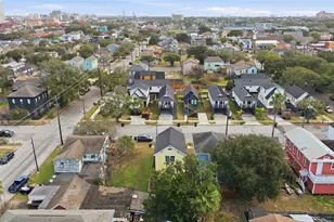 1207 32nd St, Galveston, TX 77550 - Photo 5