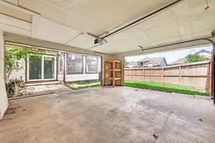 13823 Royal Oak St, Houston, TX 77083 - Photo 39