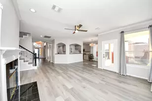 14302 Jaubert Ct, Sugar Land, TX 77498 - Photo 11