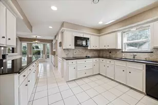 3511 Wildwood Ridge Dr, Kingwood, TX 77339 - Photo 11