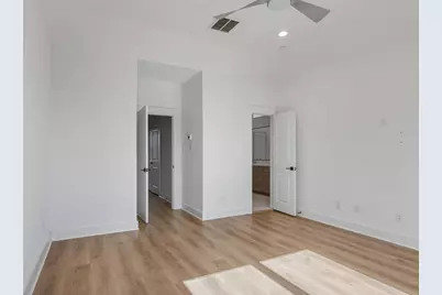 2806 Versailles Oak Lane, Houston, TX 77092 - Photo 7