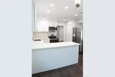 5715 Portal Drive, Houston, TX 77096 - Photo 5