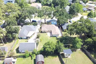 2106 Woodcrest Dr, Houston, TX 77018 - Photo 3