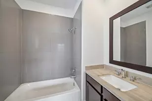 2715 Cohn Garden Ln, Houston, TX 77007 - Photo 23