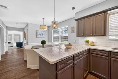 10935 Piping Rock Lane, Houston, TX 77042 - Photo 19