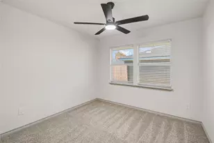 1530 W 10th St, Freeport, TX 77541 - Photo 15