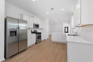 2018 Foxtail Crk Ct, Crosby, TX 77532 - Photo 7