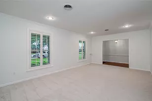 5627 Sylmar Rd, Houston, TX 77081 - Photo 7