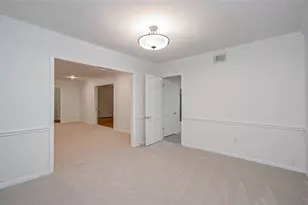 5627 Sylmar Rd, Houston, TX 77081 - Photo 11