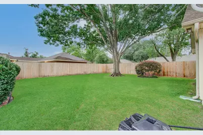 5627 Sylmar Road, Houston, TX 77081 - Photo 37