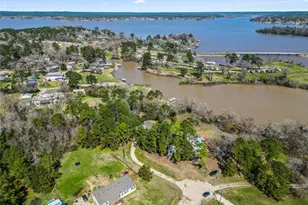 375 Lonesome Dove Trl, Trinity, TX 75862 - Photo 37