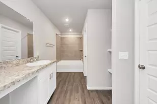 21235 Memorial Vista Dr, Houston, TX 77073 - Photo 15
