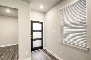 8209 Rising Stream Dr, Houston, TX 77063 - Photo 5