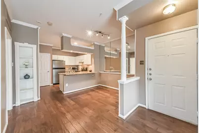1330 Old Spanish Trail #2204, Houston, TX 77054 - Photo 3