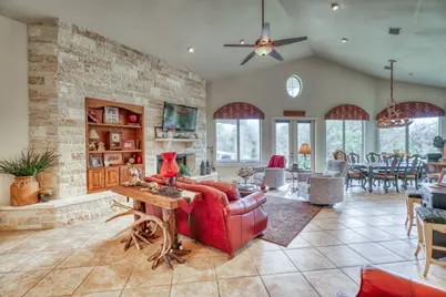 1105 Hi Fault, Horseshoe Bay, TX 78657 - Photo 9