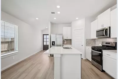 18636 Presswood Way Drive, New Caney, TX 77357 - Photo 11