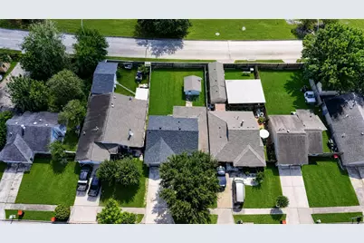 11918 E Marsham Circle, Houston, TX 77066 - Photo 25