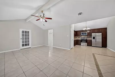 11918 E Marsham Circle, Houston, TX 77066 - Photo 7