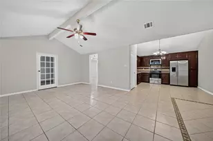11918 E Marsham Cir, Houston, TX 77066 - Photo 7