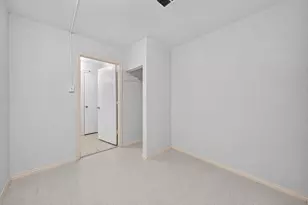 11918 E Marsham Cir, Houston, TX 77066 - Photo 17