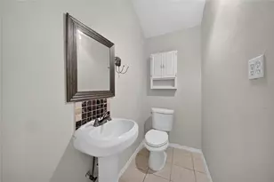 11918 E Marsham Cir, Houston, TX 77066 - Photo 11