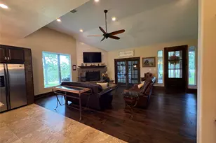 8595 Jared Rd, Bellville, TX 77418 - Photo 15
