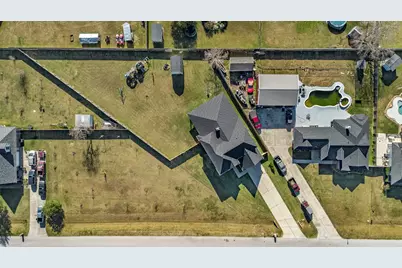 3226 Royal Palm Drive, Mont Belvieu, TX 77523 - Photo 35