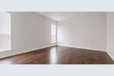 7313 Gulf Fwy Apt #907, Houston, TX 77017 - Photo 5