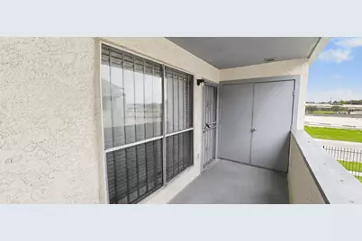 7313 Gulf Fwy Apt #907, Houston, TX 77017 - Photo 13