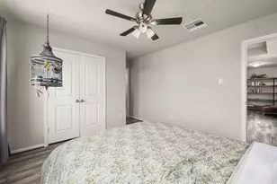 2509 Ocean Key Dr, Texas City, TX 77568 - Photo 25