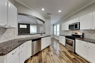 2331 Trotter Dr, Katy, TX 77493 - Photo 5