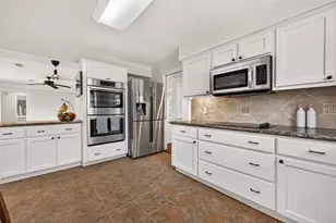5810 Creekbend Dr, Houston, TX 77096 - Photo 15