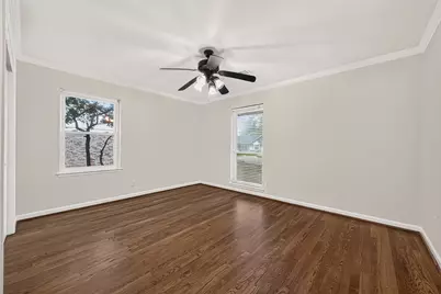 5810 Creekbend Drive, Houston, TX 77096 - Photo 33