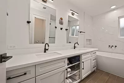 9203 Bronco Drive, Houston, TX 77055 - Photo 37