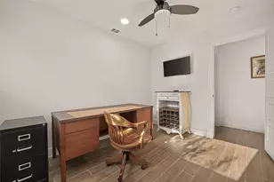 9203 Bronco Dr, Houston, TX 77055 - Photo 29