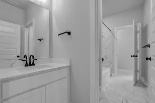 215 Flower Moon Ct, Conroe, TX 77318 - Photo 33