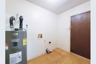 8875 Casey Drive, Beaumont, TX 77707 - Photo 25