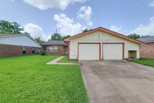 8875 Casey Dr, Beaumont, TX 77707 - Photo 5