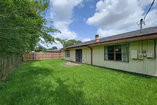 8875 Casey Dr, Beaumont, TX 77707 - Photo 27