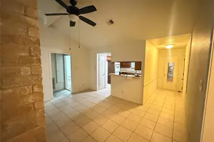 9526 Misty Bridge St, Houston, TX 77075 - Photo 7