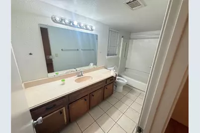 9526 Misty Bridge Street, Houston, TX 77075 - Photo 3