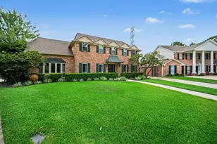 11119 Holly Springs Dr, Houston, TX 77042 - Photo 29