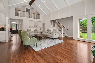 11119 Holly Springs Drive, Houston, TX 77042 - Photo 7