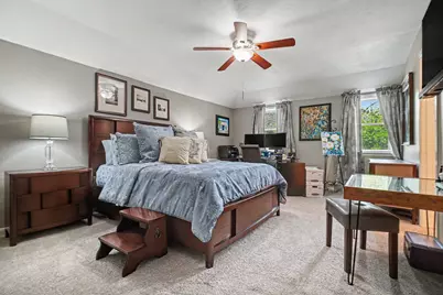 11119 Holly Springs Drive, Houston, TX 77042 - Photo 23
