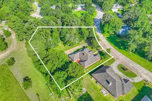 108 Wildwood Dr, Livingston, TX 77351 - Photo 23